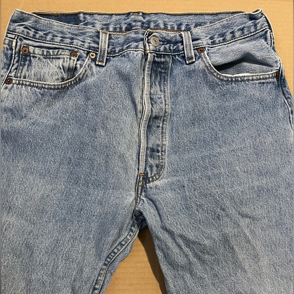 Vintage 501 Levi’s - Picture 2 of 9